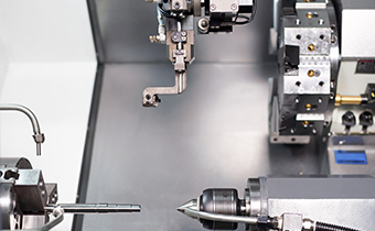 双头数控车床+数控车床+桁架式机器人