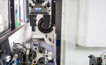 Double Head CNC Lathe +Truss Robot