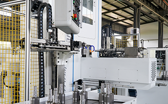 立式搓齿机+桁架式机器人