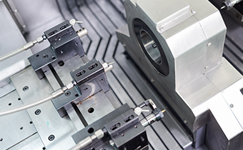 特别结构的中置主轴