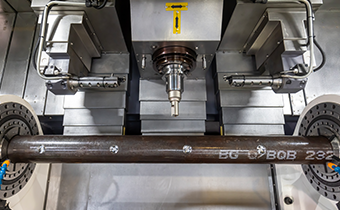 石油射孔抢盲孔铣槽专机