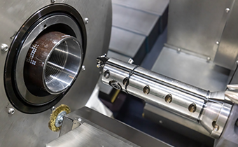 石油射孔抢盲孔铣槽专机